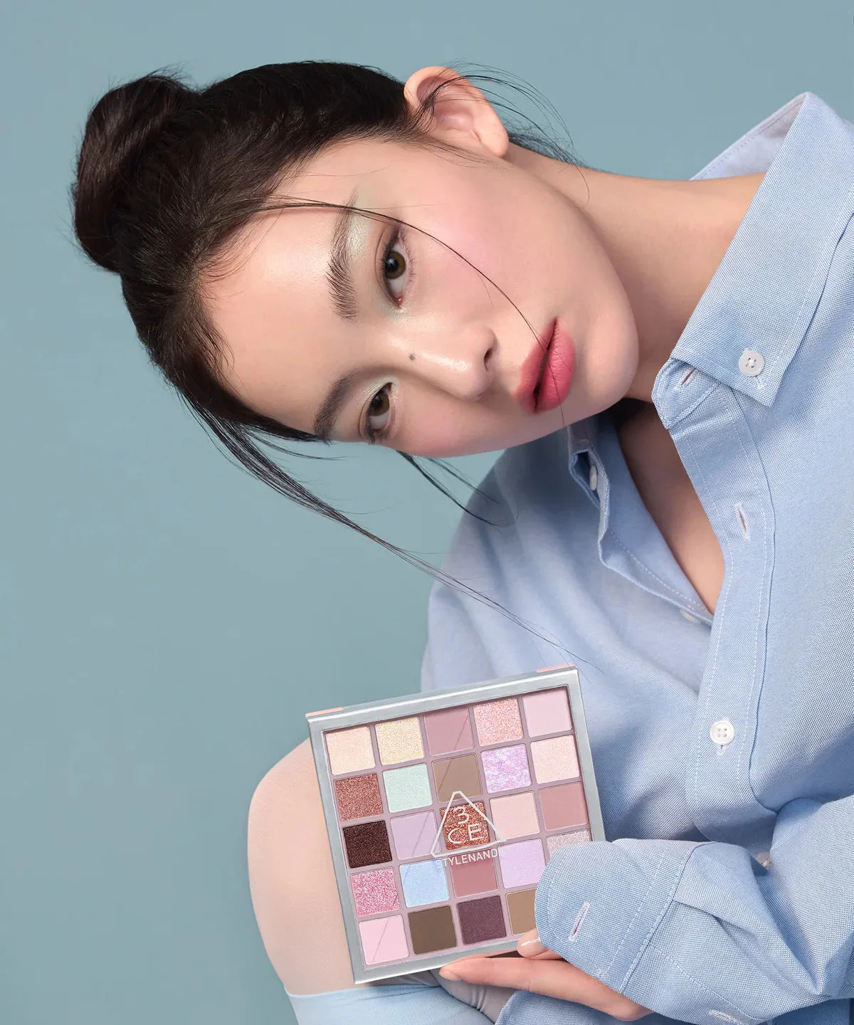 3CE XL EYE SHADOW PALETTE + Mini Tint + Multi Brush - Image 2