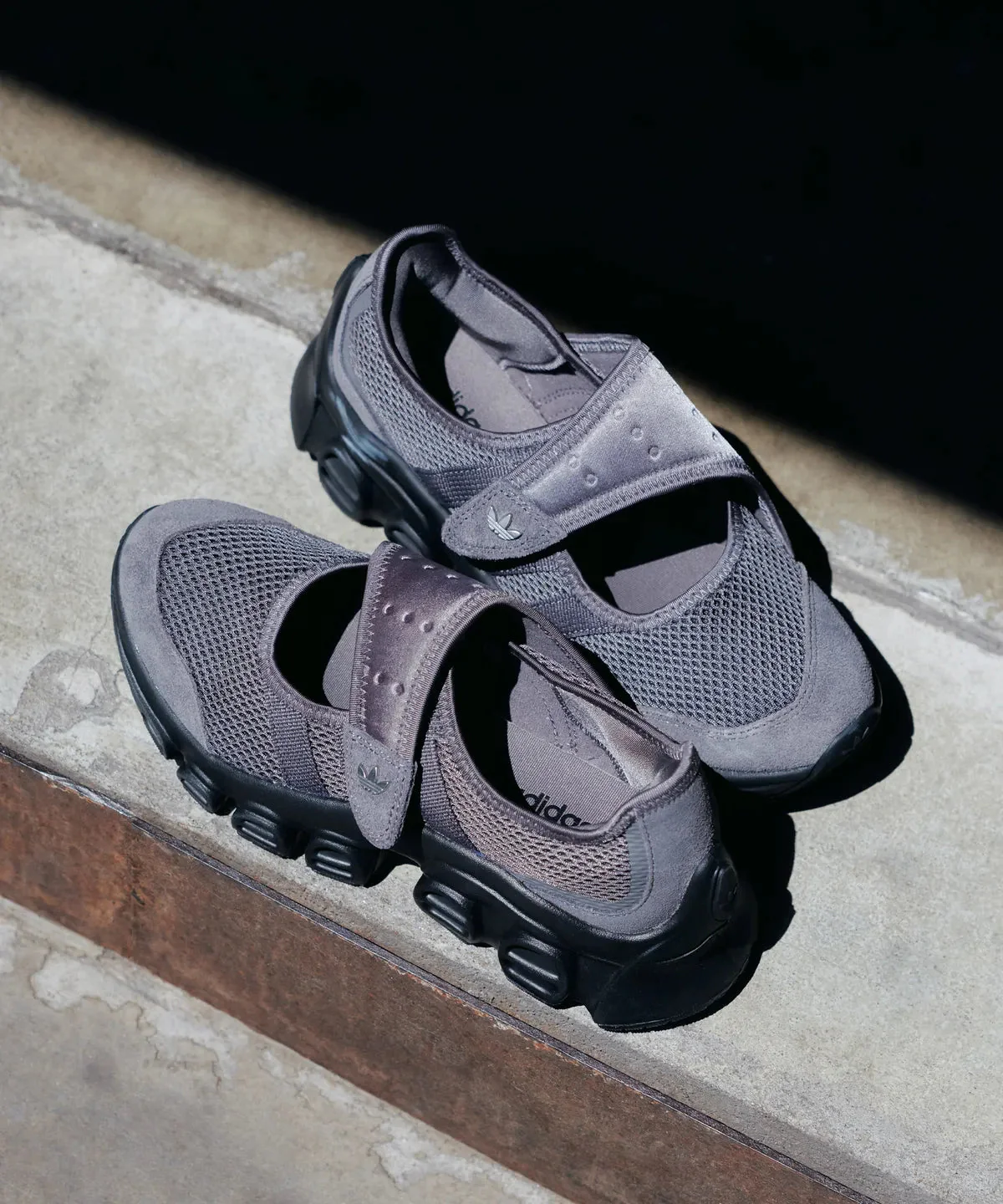 ADIDAS ADIFOM MEGAJANE - Image 2