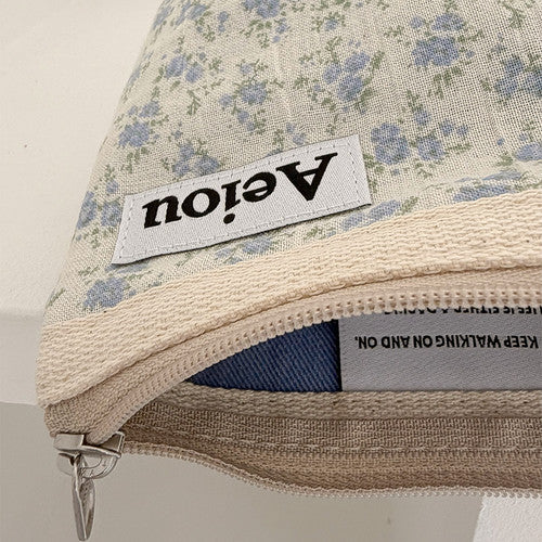 Aeiou Basic Pouch (L size) Blue Delphinium Mist - Image 4