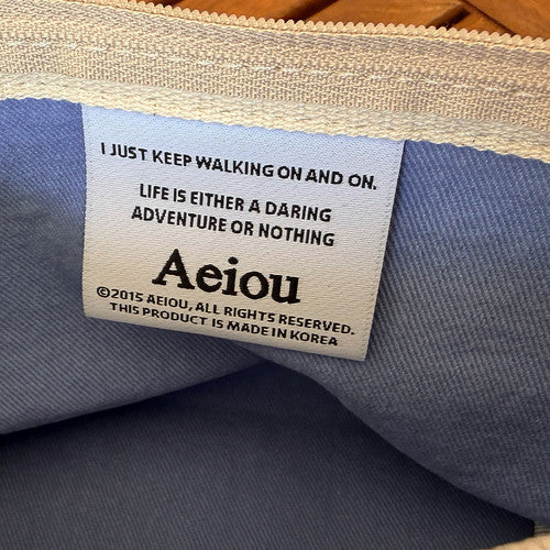 Aeiou Basic Pouch (M size) Blue Rose Veil - Image 4
