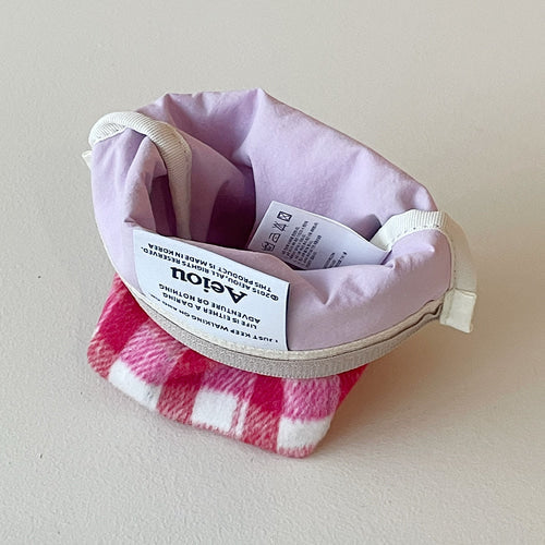 Aeiou Basic Pouch (M size) Carpet Red Pink Check - Image 3