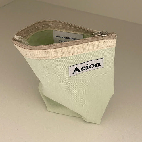 Aeiou Basic Pouch (M size) Celery water - Image 4