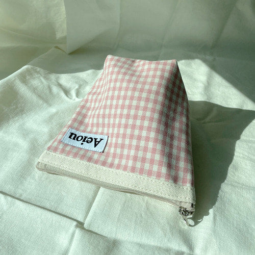 Aeiou Basic Pouch (M size) Cherry Blossom Check - Image 2
