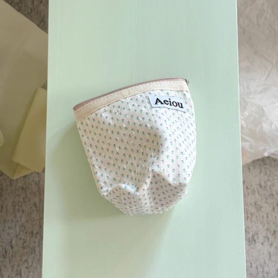 Aeiou Basic Pouch (M size) Pajama Purple Flower