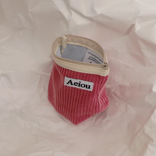 Aeiou Basic Pouch (M size) Raspberry Corduroy - Image 2