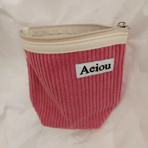 Aeiou Basic Pouch (M size) Raspberry Corduroy - Image 3
