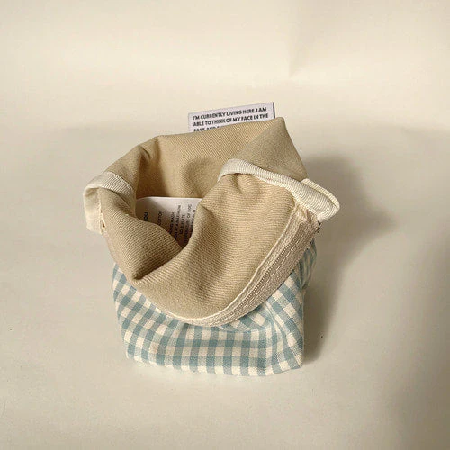 Aeiou Basic Pouch (M size) Soft Water Check - Image 2