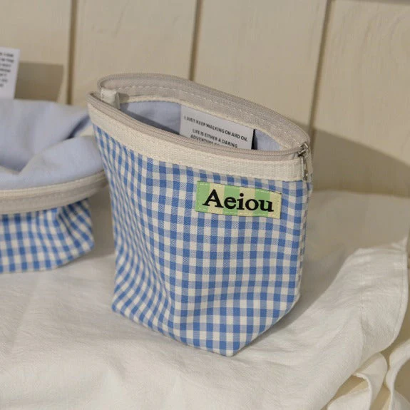 Aeiou Basic Pouch (M size) (Stripe Label) Baby Blue Check