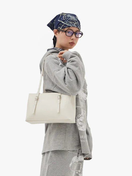 FINDKAPOOR PILLOW SHOULDER BAG 31 - Image 3