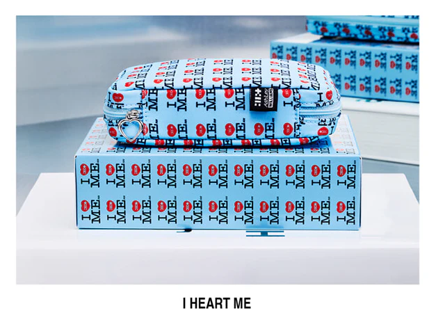 ILLIT - 1st Single Album NOT CUTE ANYMORE (Ashley Williams Pouch Ver.) - Image 2