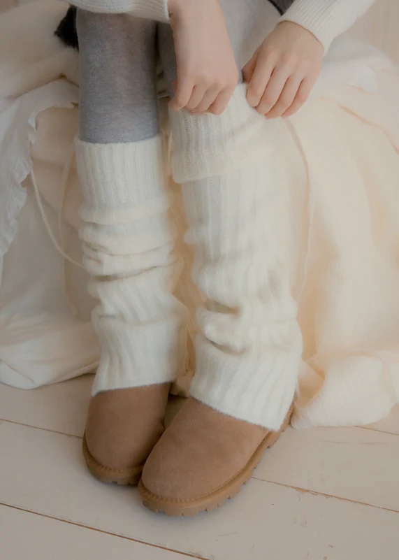 LETTER FROM MOON HEDEN Wool Knit Leg Warmers
