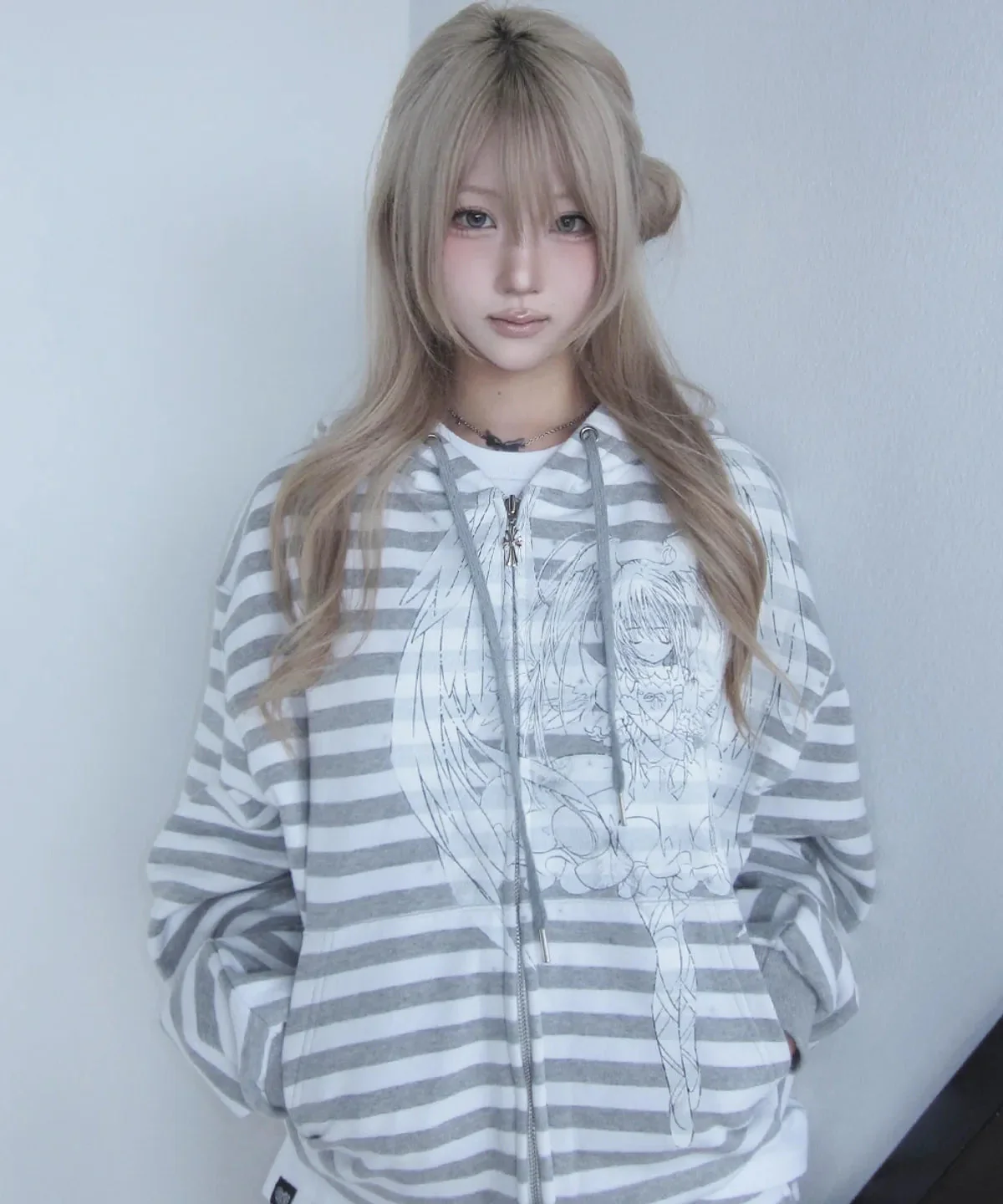 [LUVISTRUE X SHUGO CHARA!] STRIPE HOOD ZIPUP - Image 2