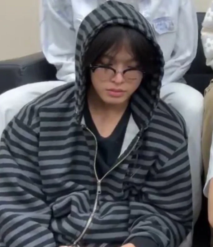 UNTITLED SEOUL Starlight Stripe Zip-Up Hoodie (NCT WISH RIKU Wear)