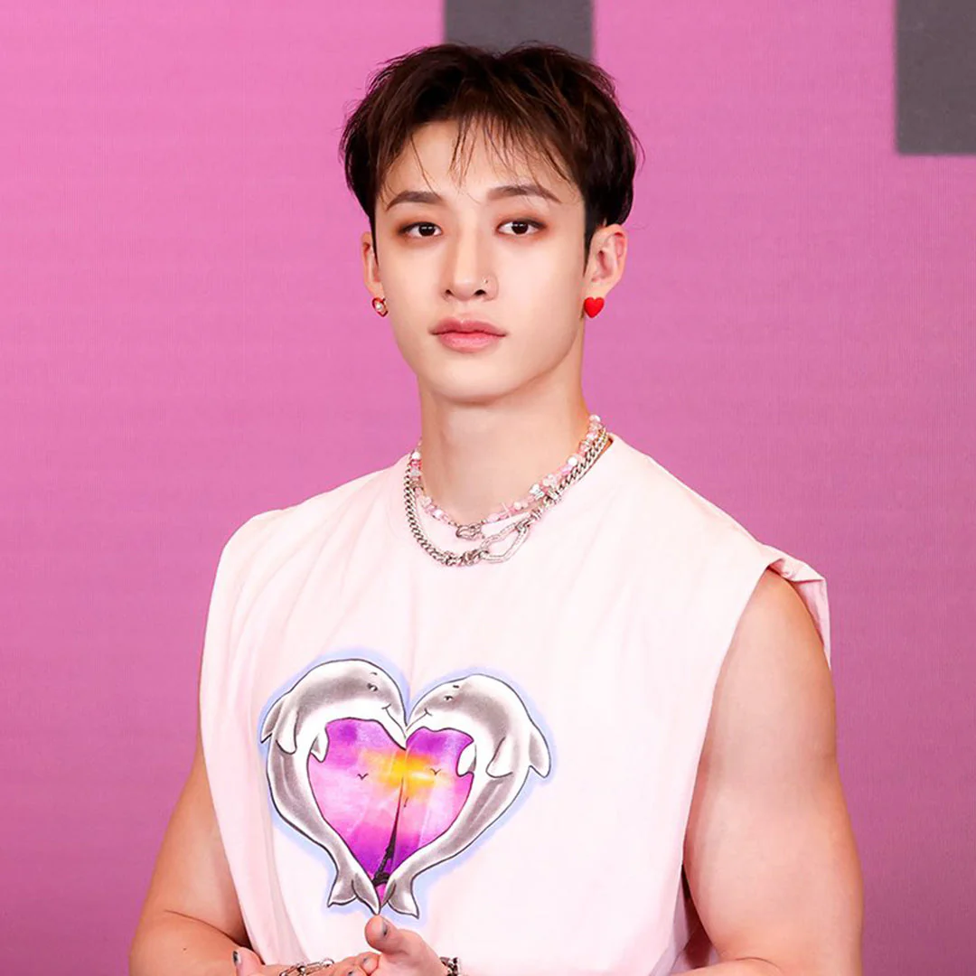 VVV High-Teen Pink Beaded Heart Toggle Necklace (Stray Kids Seungmin, Chahn WEAR) - Image 2